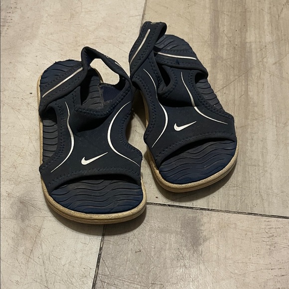 Nike Sandals, LL Bean Sneakers, and Black & Green Sandals - kids 7/8 - Picture 8 of 11